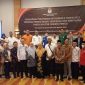 Foto bersama KPU Cilegon beserta forkopimda dan perwakilan Parpol usai Sosialisasi PKPU Nomor 4 Tahun 2022 di Hotel The Royale Krakatau